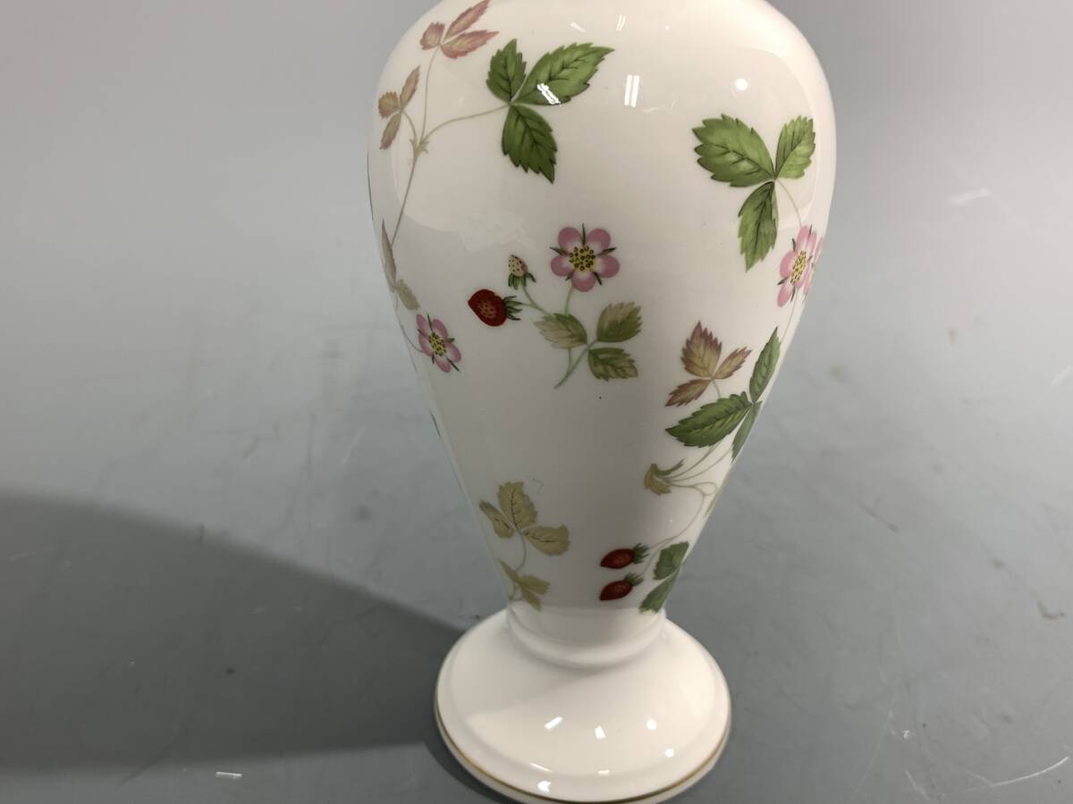 山380 WEDGWOOD/ウェッジウッド ワイルドストロベリー 18cm 花瓶/花器/フラワーベース WILD STRAWBERRYの画像8