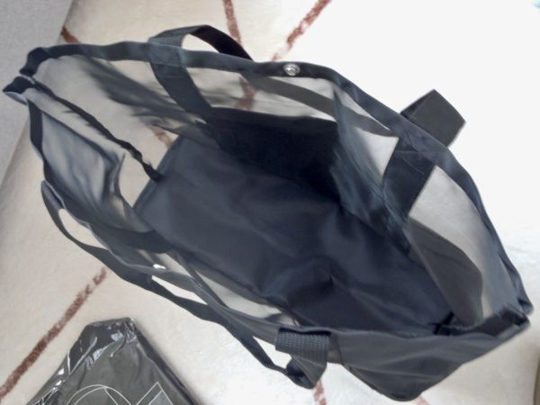 匿名送料込 UNIQLO ユニクロ 保冷収納付 メッシュトートバッグ ブラック 黒 保冷バッグ ノベルティ エコバッグ キャリーバッグ 耐荷重20kgの画像4