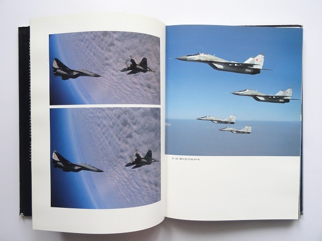 洋書◆ソビエト空軍写真集 本 ミリタリー ミグ 飛行機 戦闘機 ロシア_画像2