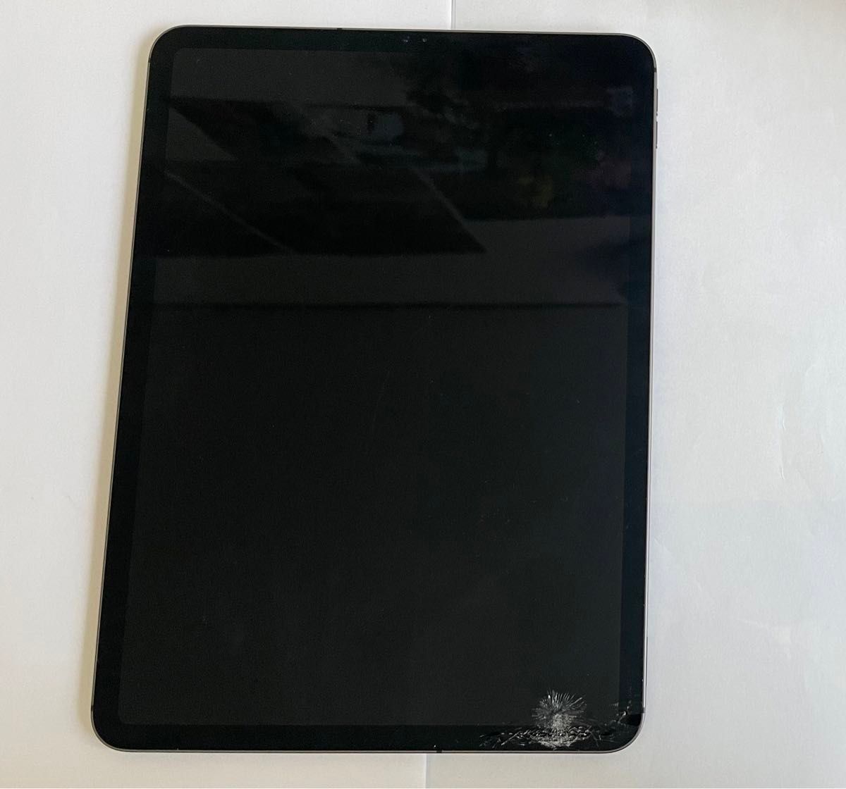iPad Pro MU102/A 256GB SoftBank Sim Cellular+Wi-Fi 画面割れ iPad Pro MU102/A 256GB SoftBank Sim Cellular+Wi-Fi 画面割れ