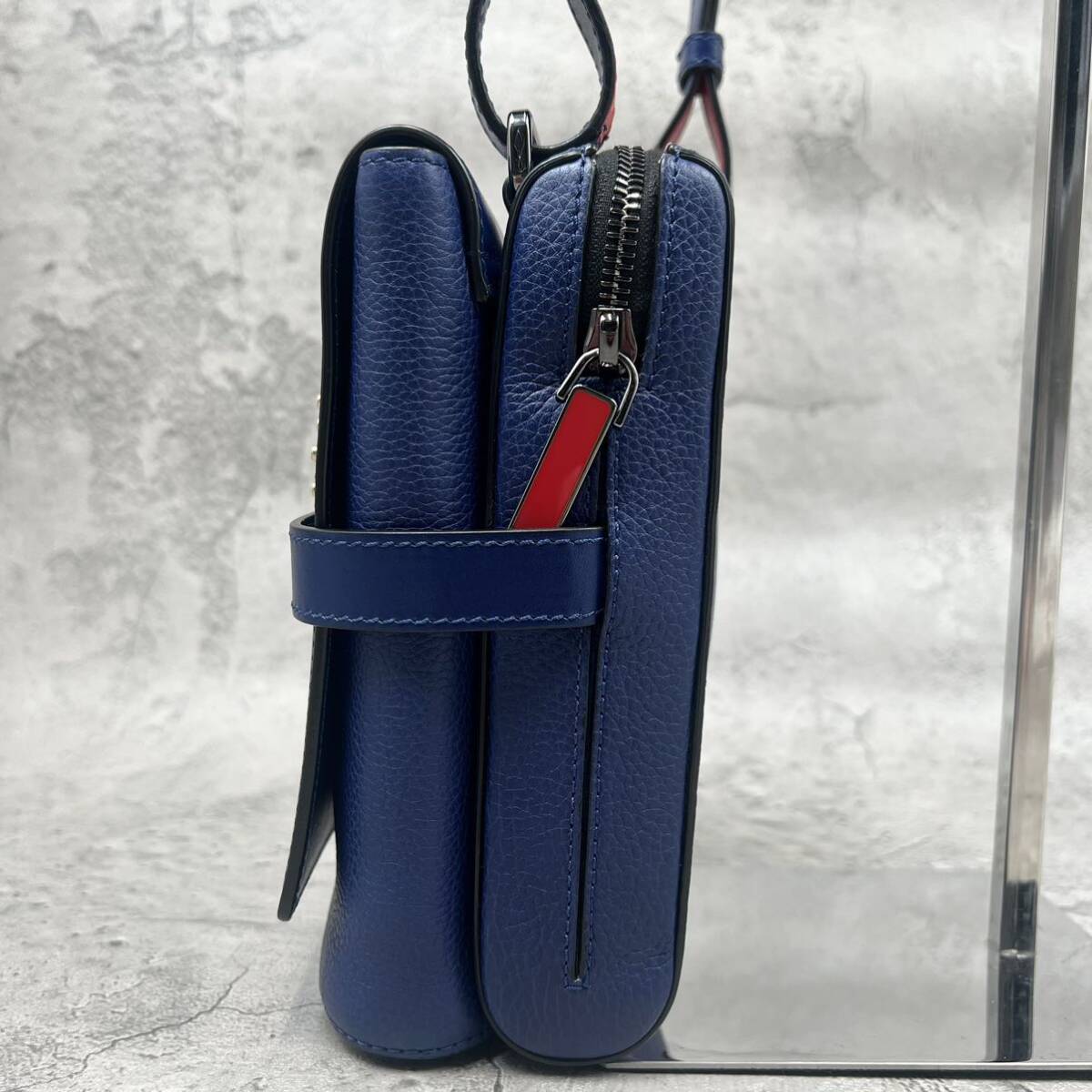 極美品/希少色●クリスチャン ルブタン Christian Louboutin ベンチリポーター ショルダーバッグ クラウン 王冠 ブルー 青 メンズ レザー