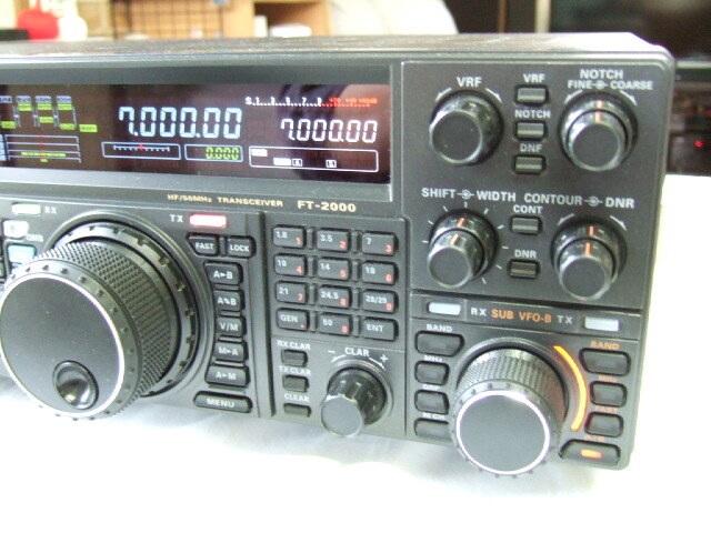 YAESU ヤエス FT-2000D 200w機　Used_画像4