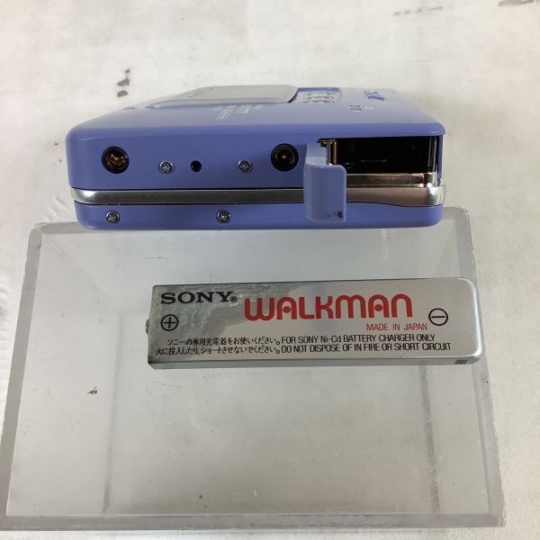 D2018【通電のみ確認】 SONY／ソニー. WALKMAN／ウォークマン. WM-EX77. ポータブル カセットプレイヤー. 元箱／取説付きの画像5