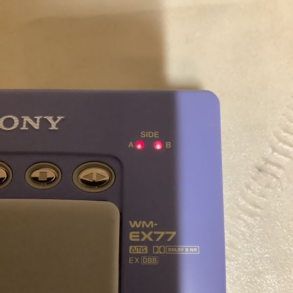 D2018【通電のみ確認】 SONY／ソニー. WALKMAN／ウォークマン. WM-EX77. ポータブル カセットプレイヤー. 元箱／取説付きの画像7