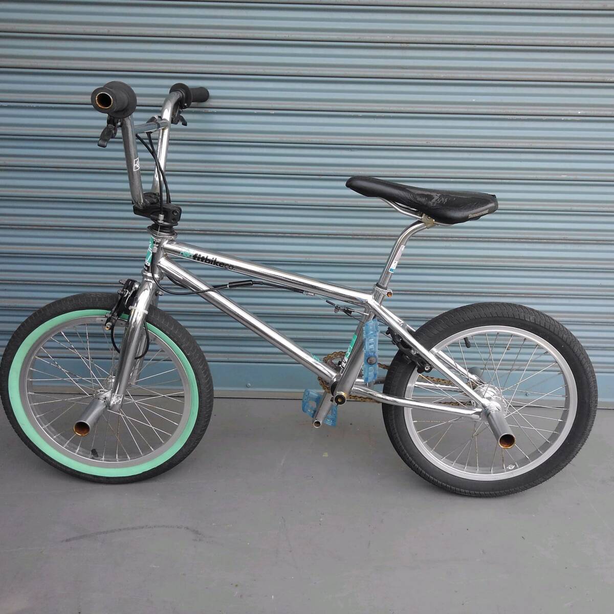 国CHARI(043)-2/YK8000【千葉から家財便発送または引取り】EIGHTEEN FITBIKE フィットバイク BMX 18インチの画像1