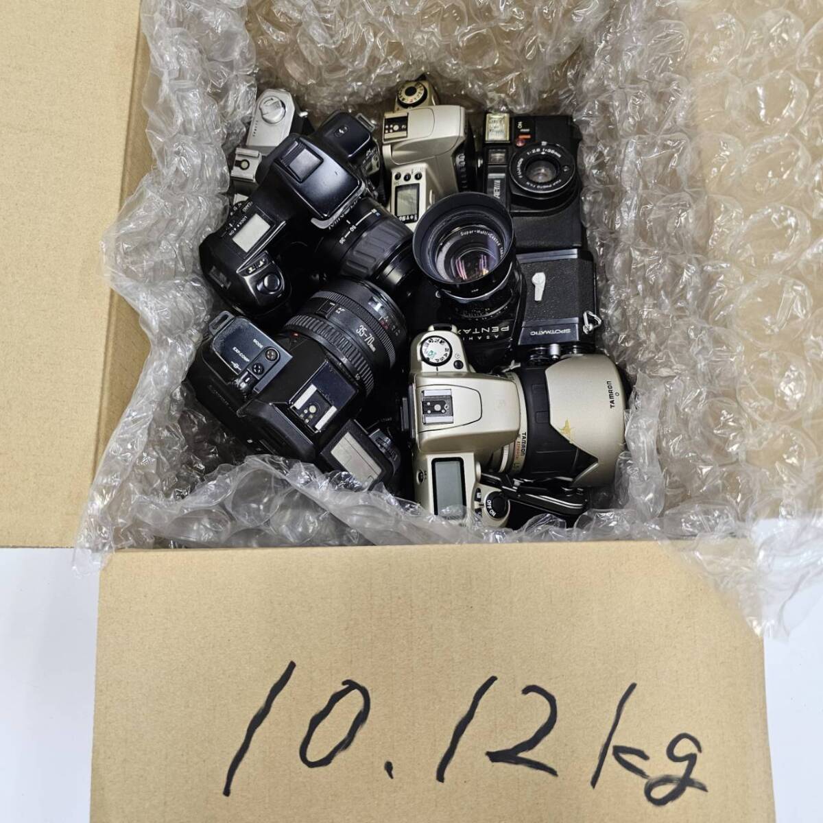 E051(10000)-618 カメラ・レンズまとめ 約10㎏ Canon キャノン OLYMPUS PENTAX ペンタックス Nikon ニコン 他 状態様々の画像10