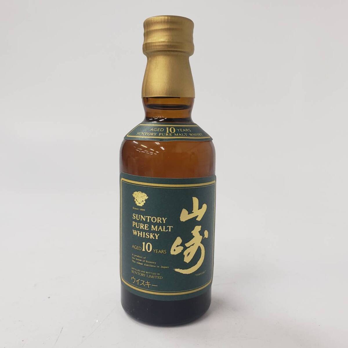 M5991(052)-556/AT10000【千葉県内のみ発送】酒 山崎 10年 SUNTORY PURE MALT WHISKY サントリー ピュアモルト 40％ 50ml ミニグラス付きの画像2