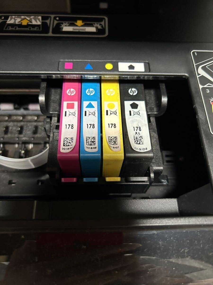 HP インクジェットプリンター Photosmart 5520コピー機 通電OK 現状品 ジャンク 中古 1円〜_画像4
