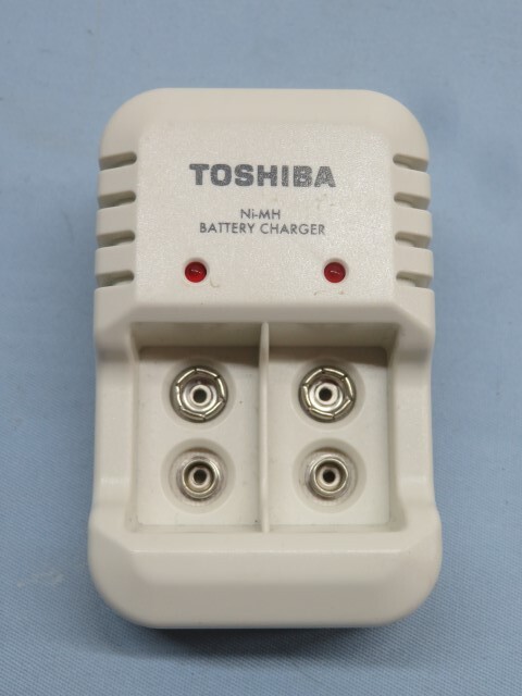 ◇◇TOSHIBA TNHC-622SC 006P型乾電池専用 9V充電器 東芝 USED 93806◇◇_画像1