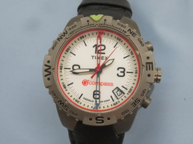 ★TIMEX T48751 腕時計 COMPASS EXPEDITION クォーツ アナログ デイト タイメックス 電池交換済み 93537★！！の画像2