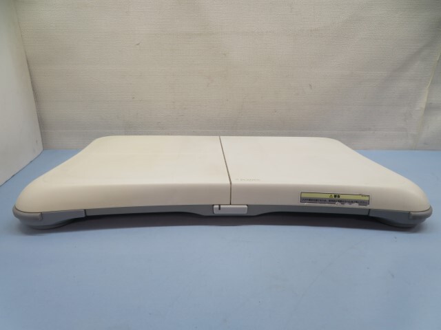 ★Nintendo RVL-021 ゲーム機器 バランスWiiボード 任天堂 ニンテンドー 電池付き USED 93986★！！の画像3