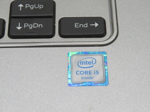 13.3インチ★DELL P57G ノートパソコン デル PC用品 初期化済み アダプターなし ジャンク USED 94081★！！_画像4