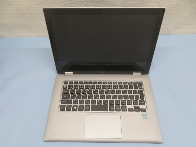 13.3インチ★DELL P57G ノートパソコン デル PC用品 初期化済み アダプターなし ジャンク USED 94081★！！_画像1