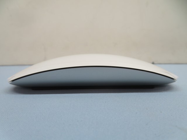 ★Apple A1657 ワイヤレスマウス Magic Mouse2 アップル マジックマウス PC用品 USED 94132★！！ の画像3
