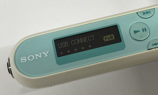 E252-SB4-1144 * SONY Sony WALKMAN Walkman NW-E042 цифровой музыка плеер электризация подтверждено 