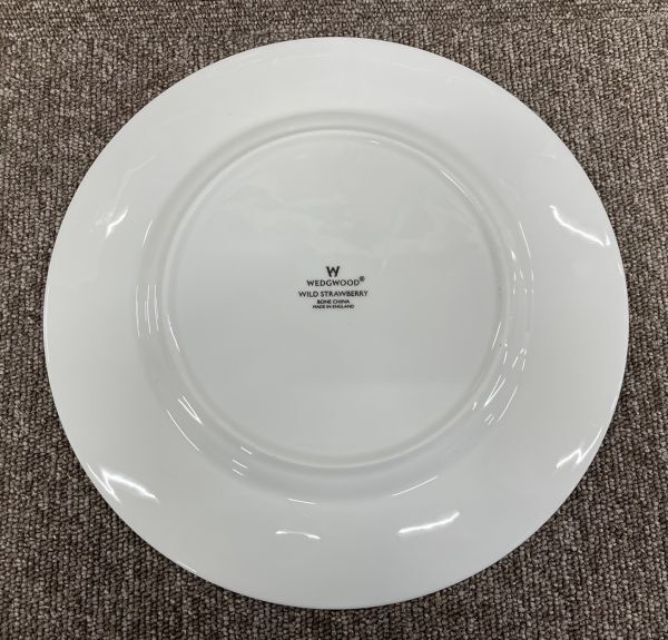 C258-T090181-1 WEDGWOOD ウェッジウッド WILD STRAWBERRY ワイルド ストロベリー 大皿 飾り皿 盛り皿 洋食器_画像3