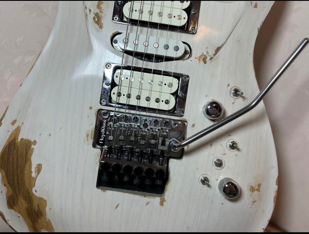 G-life Guitars DSG PREMIUM AGED WHITEの画像2