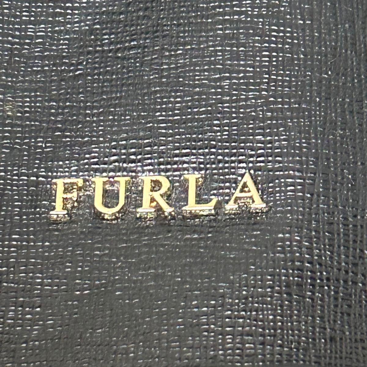 【美品】FURLA フルラ　 2wayバック　リンダ　レザー　ブラック　黒　A4収納可　チャーム　ハンドバッグ　ショルダーバッグ