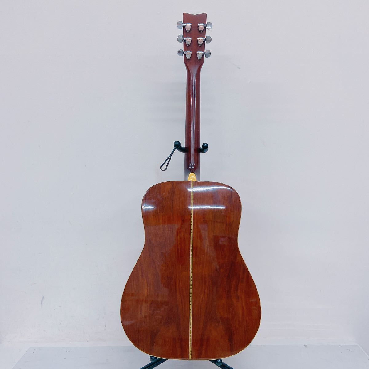 4A126 YAMAHA ヤマハ アコースティックギター FG-351 弦楽器 弦長65ナット幅4.5(全て約cm)素人採寸 ケース付の画像3