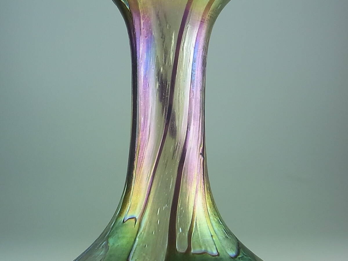 1900年代 アンティーク Kralik  アールヌーボー ボヘミアン アート ガラス 花瓶 ウランガラス 西洋アンティーク ラスターの画像4