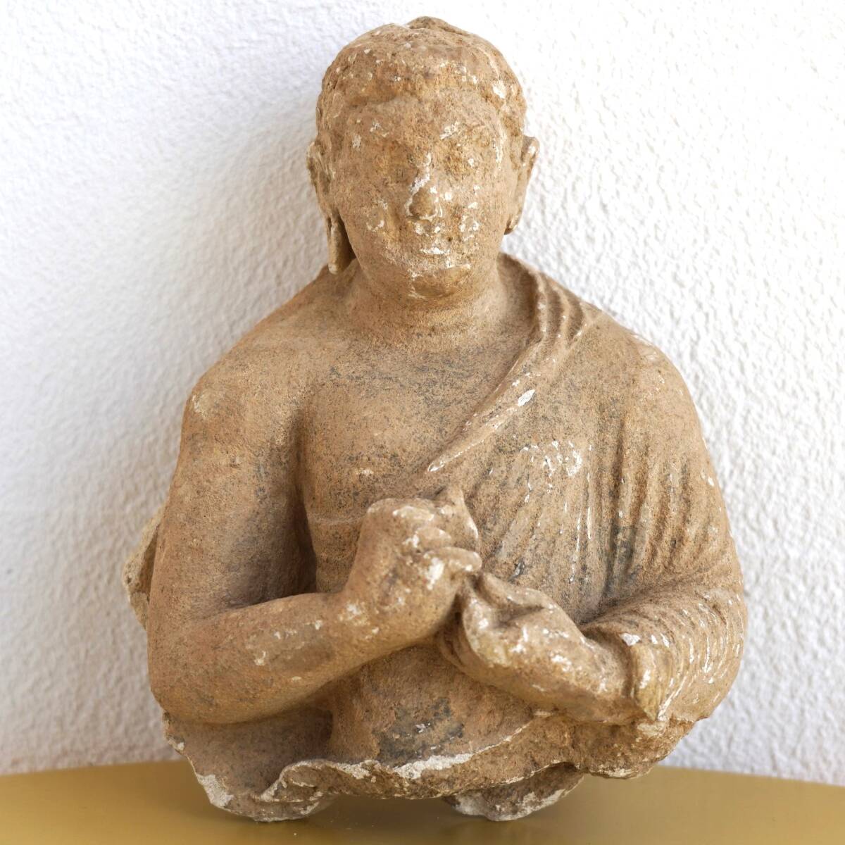 仏教美術 ガンダーラ美術 3～4世紀 ストゥッコ・塑像 釈迦坐像 浮彫 の画像1