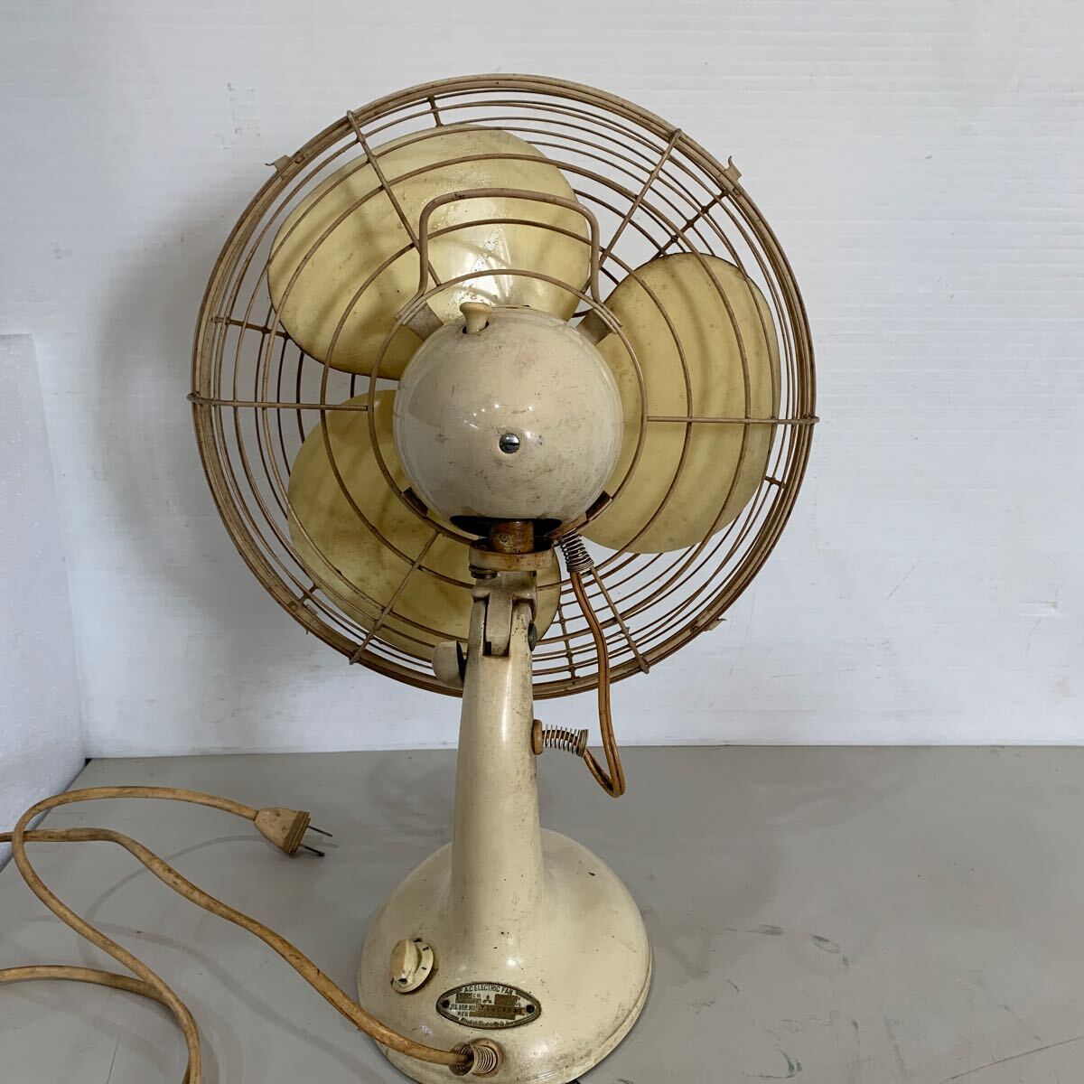 QW3733 昭和レトロ Mitsubishi 三菱 A.C ELECTRIC FAN 30cmホームファン 扇風機 アンティーク ジャンク 現状品 0422の画像5