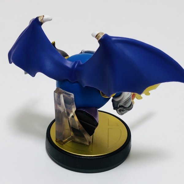 M5901 ●中古 美品 即決●amiibo メタナイト (アミーボ 星のカービィ 大乱闘スマッシュブラザーズ●Kirby Super Smash Bros / Meta Knight_画像5