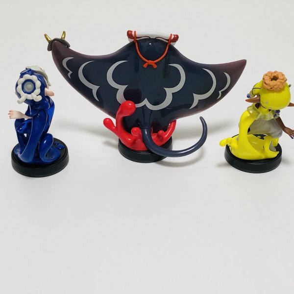 M5967 ●中古 美品 即決●amiibo すりみ連合セット [ フウカ ／ ウツホ ／ マンタロー ] アミーボ スプラトゥーン ●Splatoon Series_画像7