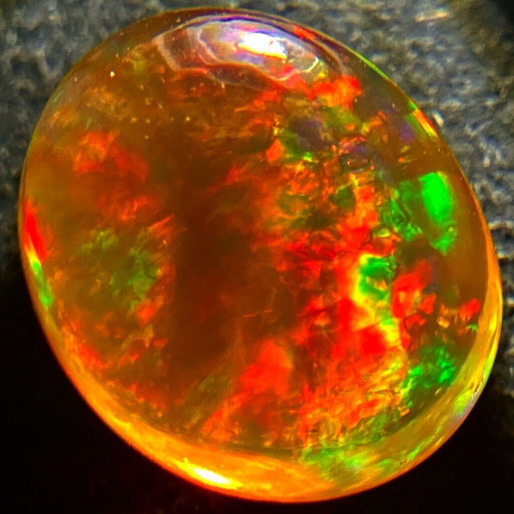 遊色効果抜群!!［天然ファイアオパール4.964ct］A 12.2×10.3mm ルース 裸石 fire opal 宝石 ジュエリー jewerly DA0/DA0 テEA6の画像8