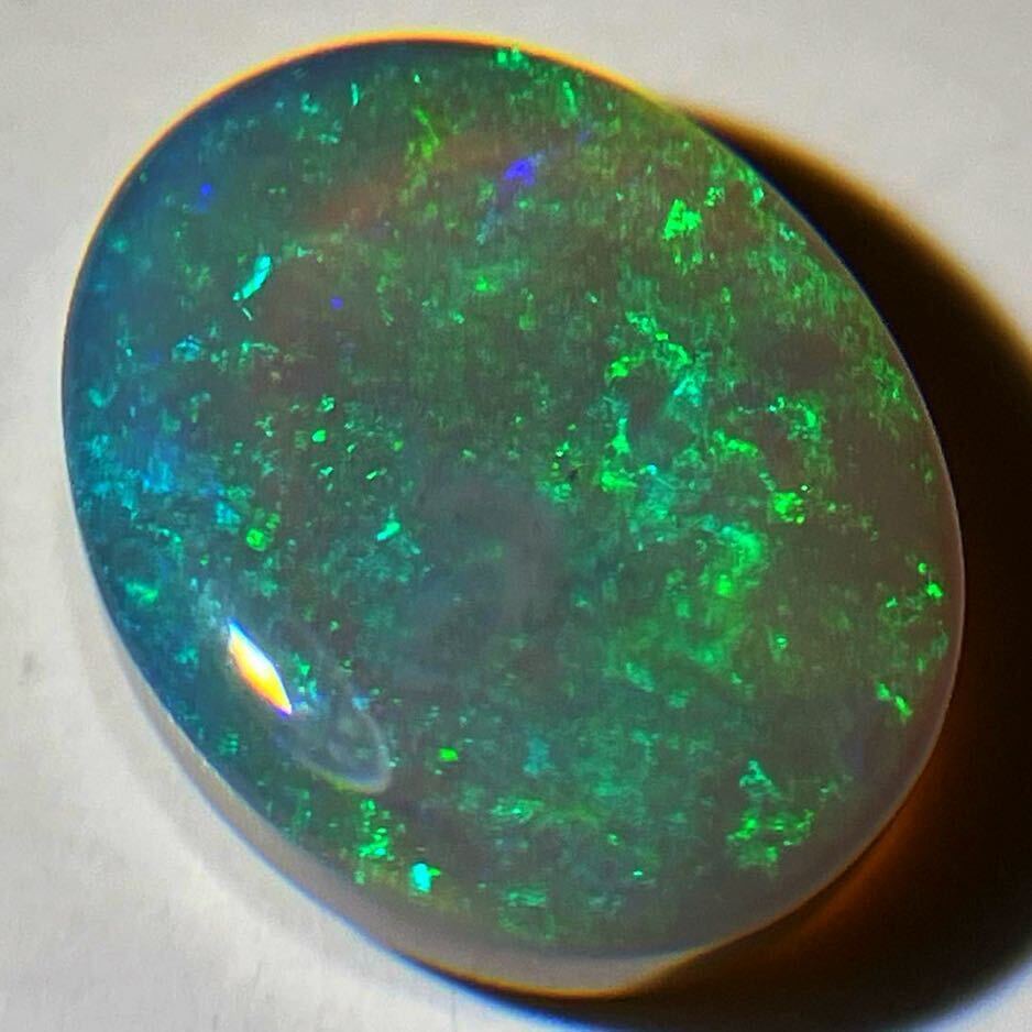 遊色効果!!［天然ブラックオパール1.666ct］A 9.2×7.5mm ルース 裸石 black opal 宝石 ジュエリー jewerly テDG0の画像2