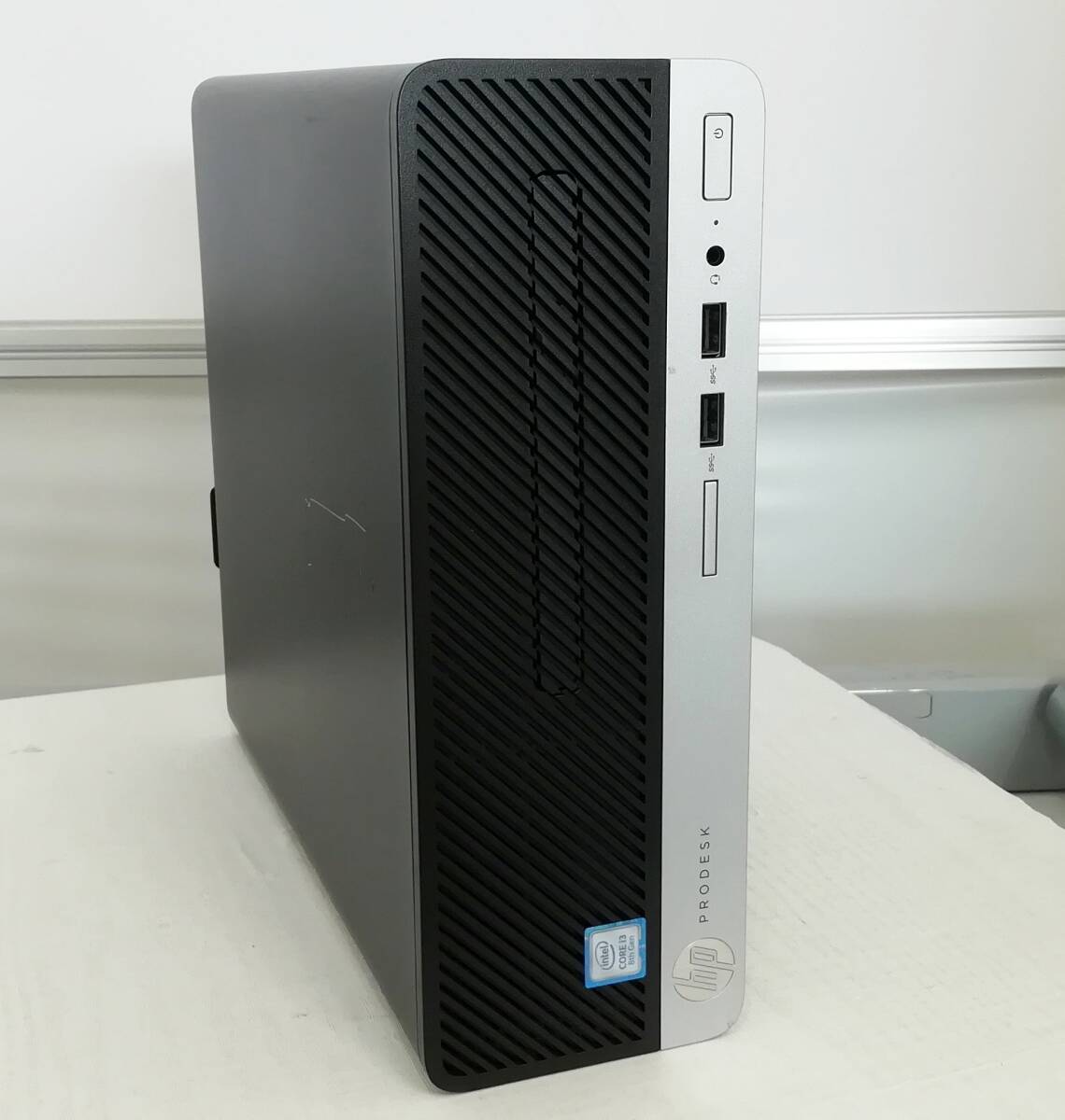 【訳有】hp ProDesk 400 G5 SFF Core i3 8100 メモリ16GB 中古SSD M.2 PCIe256GB Windows 11 Pro 64bit 破損/傷あり【H24041916】の画像1