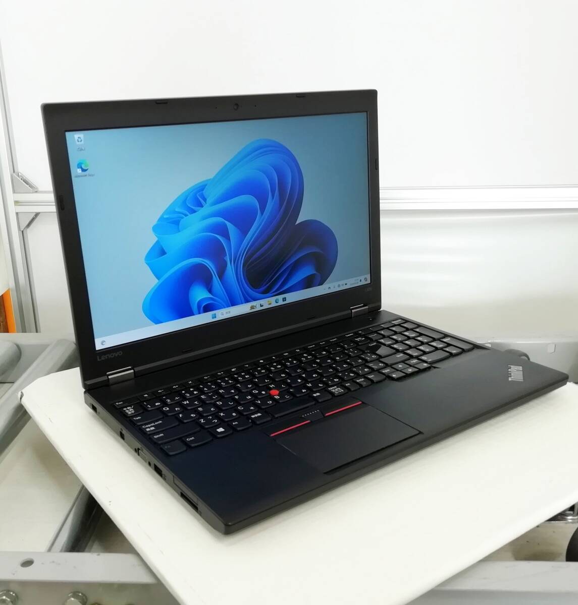 Lenovo ThinkPad L570 Core i5 7200U メモリ8GB 新品SSD 2.5インチ256GB Windows 11 Pro 64bit キーボード文字消え有 即納【H24040601】の画像1