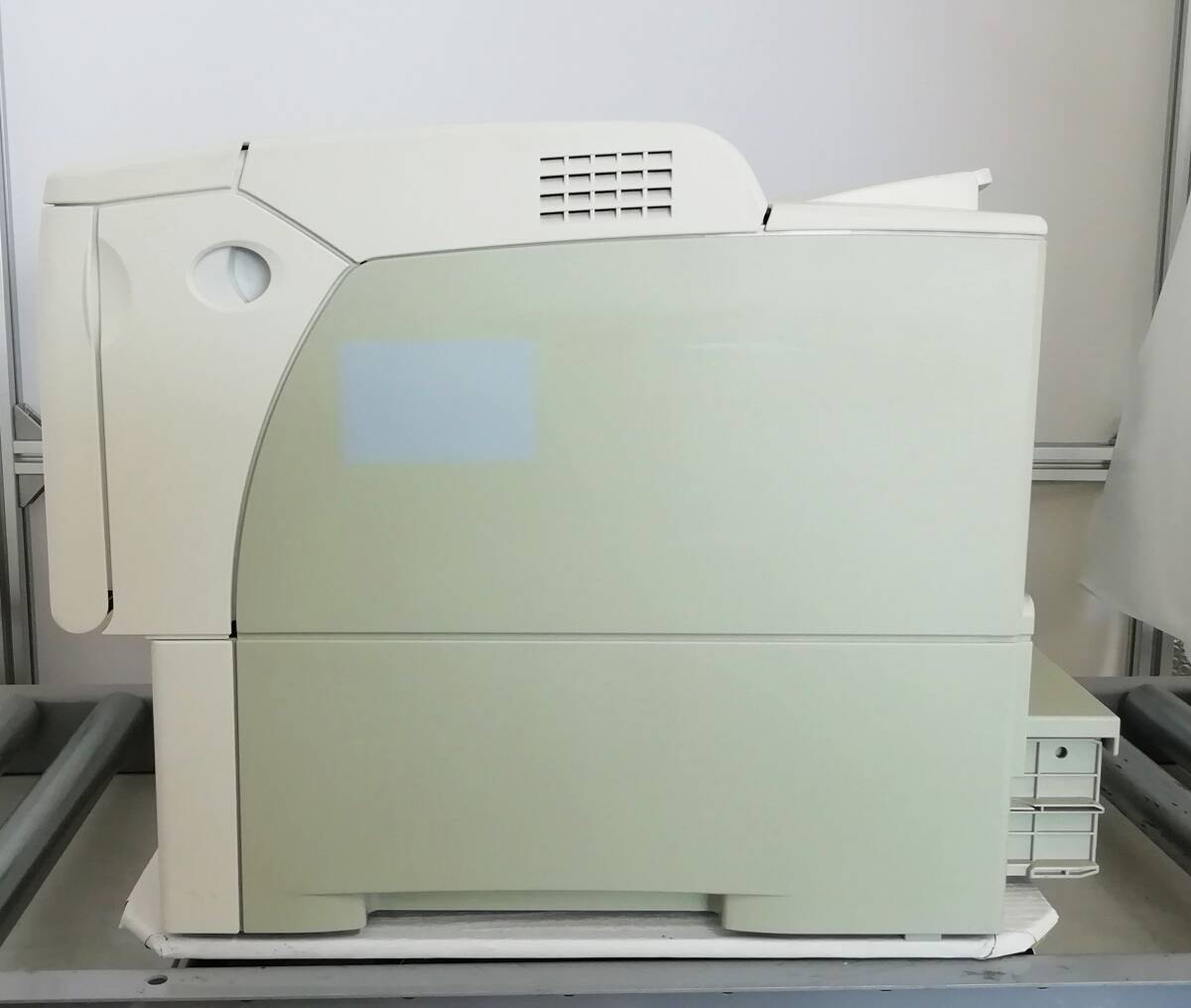 【印刷枚数4705枚】FUJI XEROX A3 モノクロ レーザー プリンター DocuPrint 3050 中古トナー付き 即日発送 一週間返品保証 【H24040123】の画像6