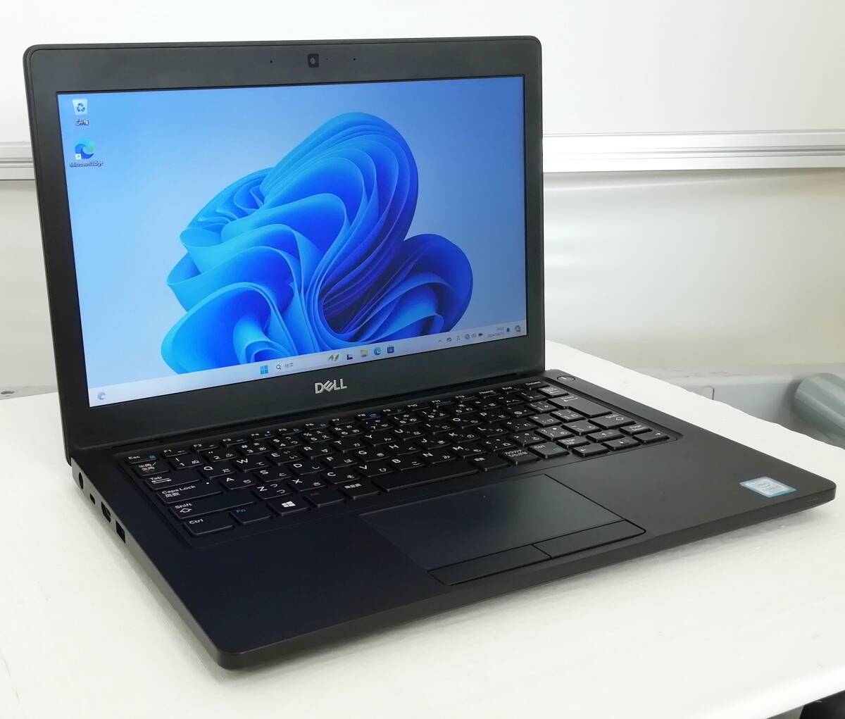 【訳有】DELL Latitude 5290 Core i5 8250U メモリ16GB 中古SSD M.2 PCIe256GB Windows 11 Pro 64bit ひび割れ有 即日発送【H24041915】の画像1