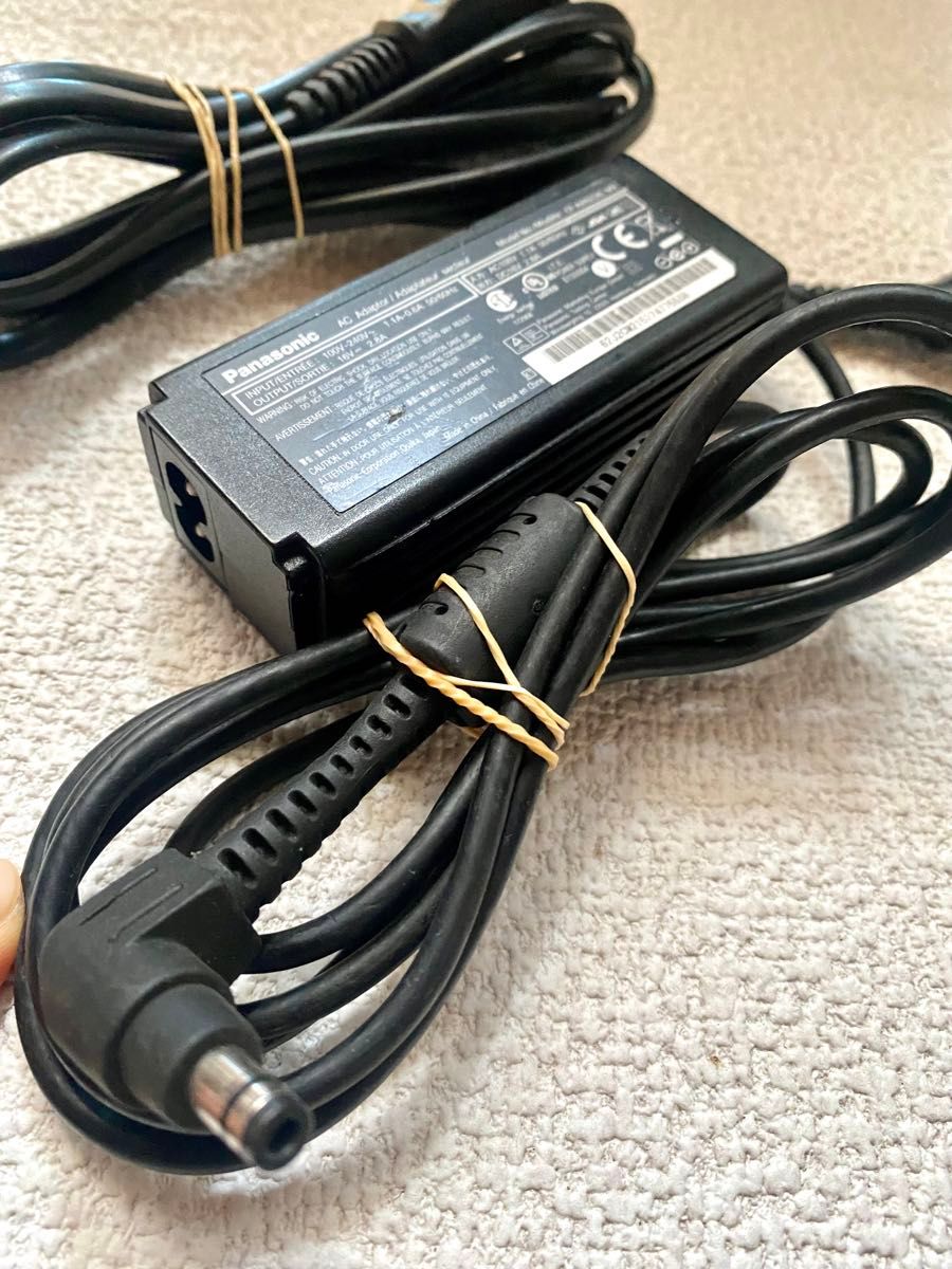 ☆期間限定☆送料込☆中古純正パナソニックACアダプター16.0V 2.8A