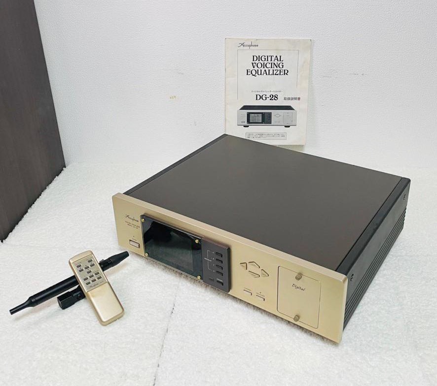 Accuphase DG-28 digital voising equalizer Accuphase. operation excellent ..
