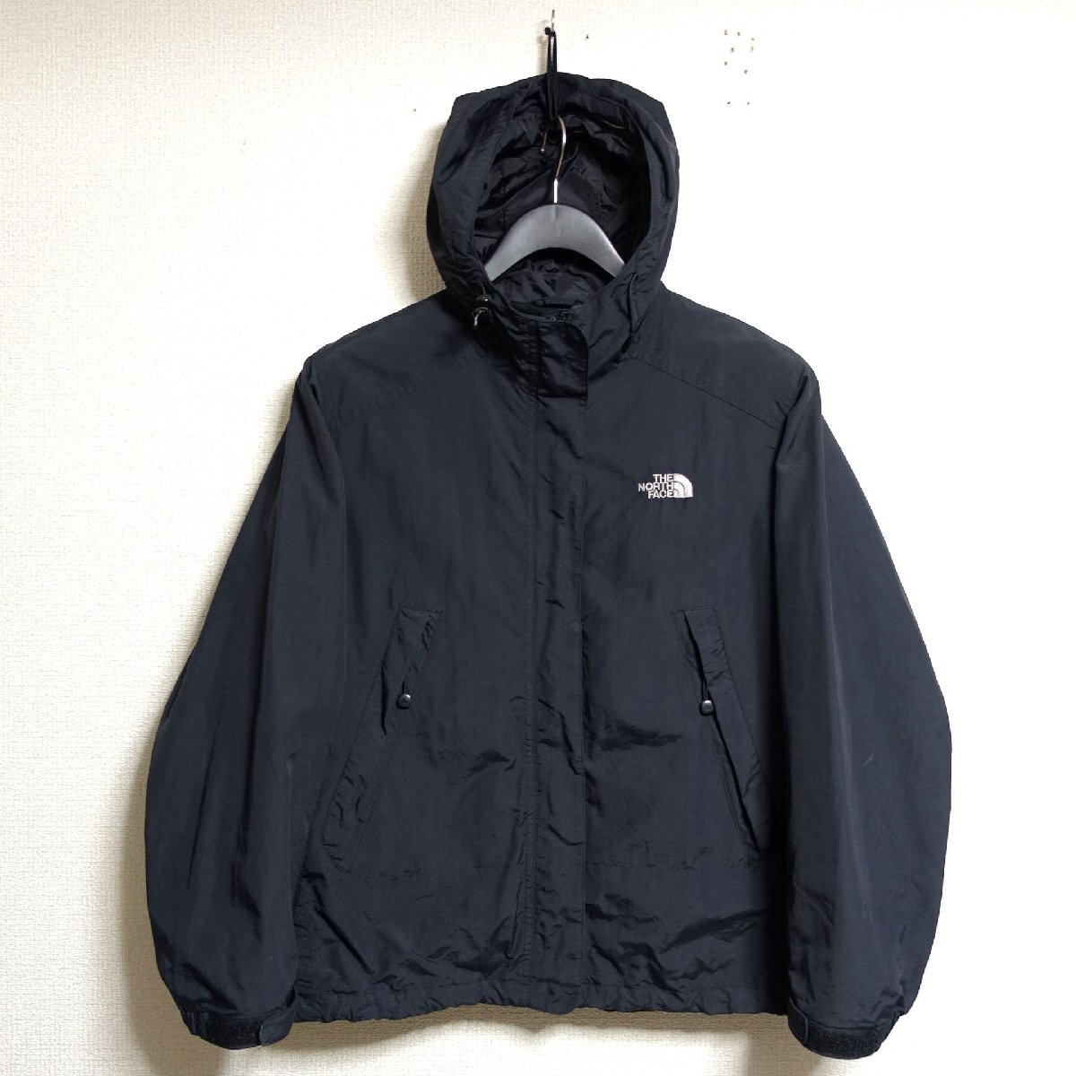 THE NORTH FACE ノースフェイス マウンテンパーカー レディース Lサイズ 正規品 ブラック A5000_画像1