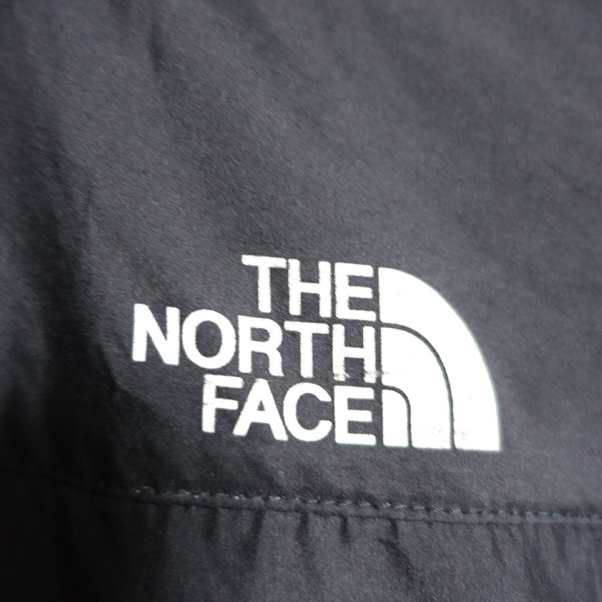 THE NORTH FACE ノースフェイス フライトシリーズ 薄手 マウンテンパーカー メンズ Mサイズ 正規品 ブラック A5042の画像4