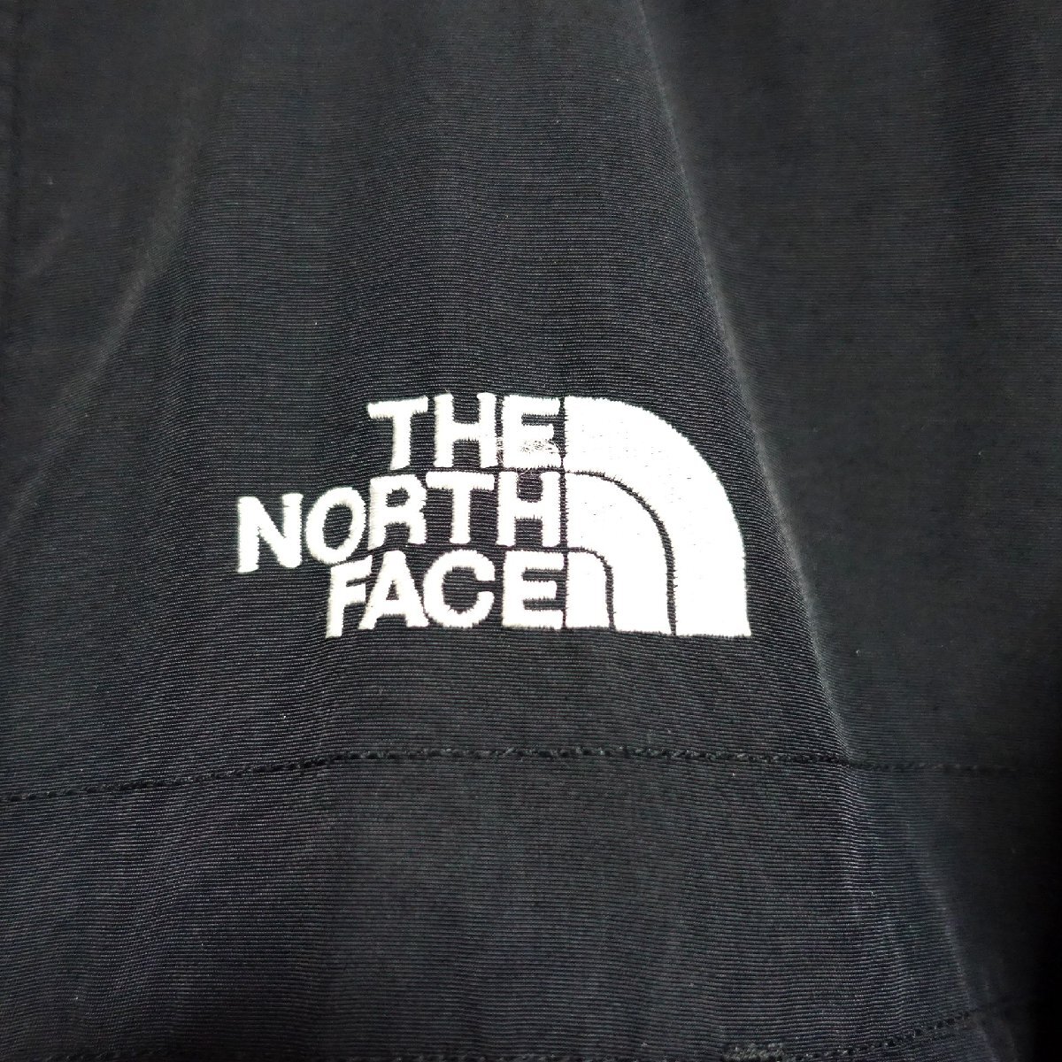THE NORTH FACE ノースフェイス 腕ロゴ マウンテンパーカー メンズ XSサイズ 正規品 ブラック A5191の画像4