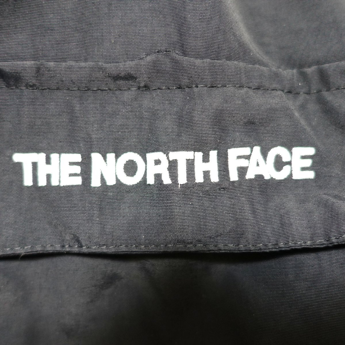 THE NORTH FACE ノースフェイス 腕ロゴ マウンテンパーカー メンズ Mサイズ 正規品 ブラック A5204の画像5