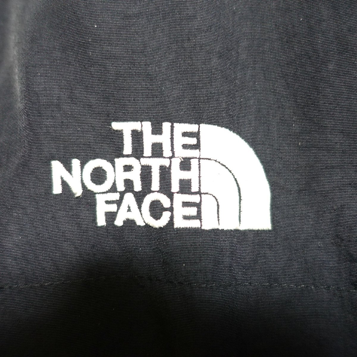 THE NORTH FACE ノースフェイス 腕ロゴ マウンテンパーカー メンズ XSサイズ 正規品 ブラック A5206の画像4