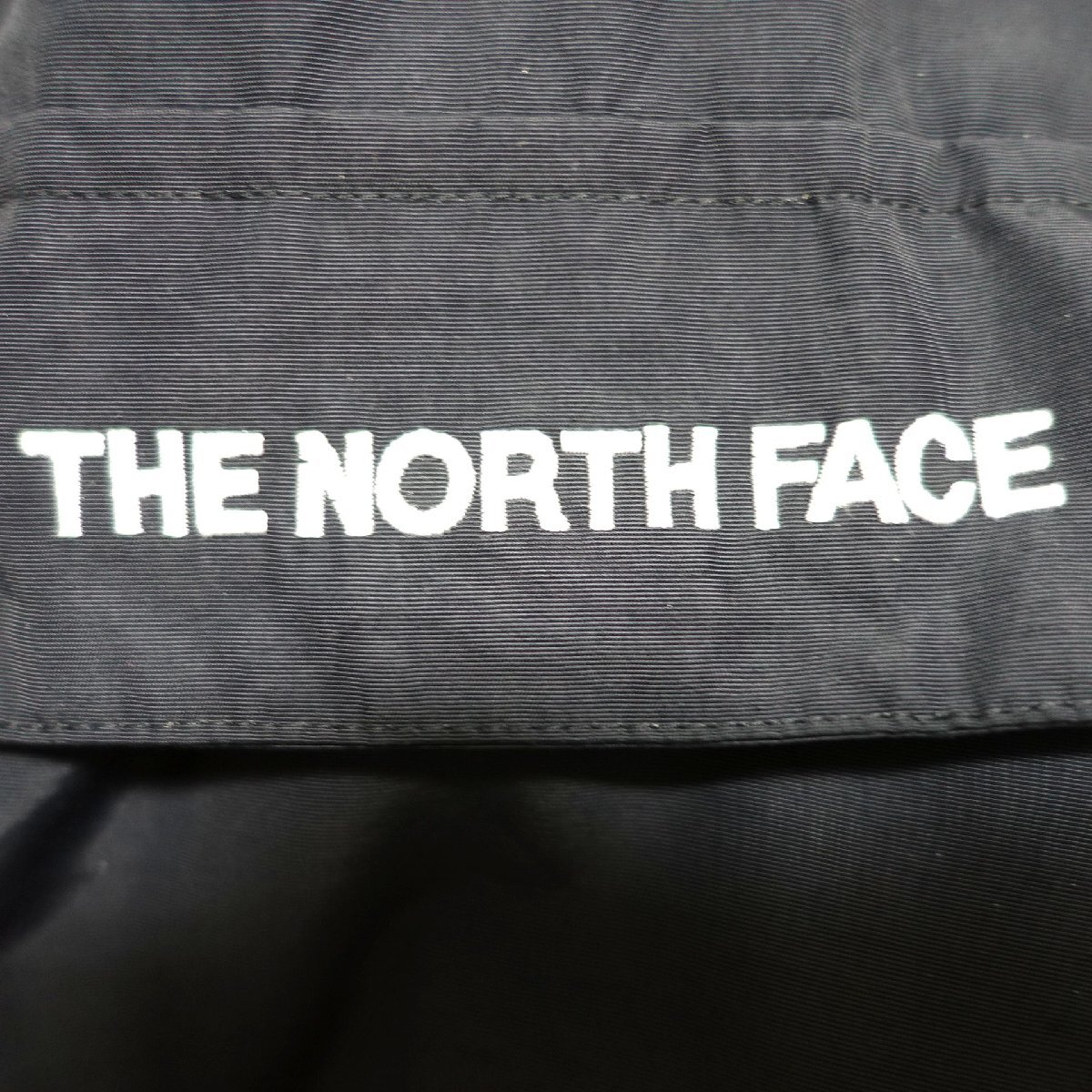 THE NORTH FACE ノースフェイス 腕ロゴ マウンテンパーカー メンズ XSサイズ 正規品 ブラック A5208の画像5