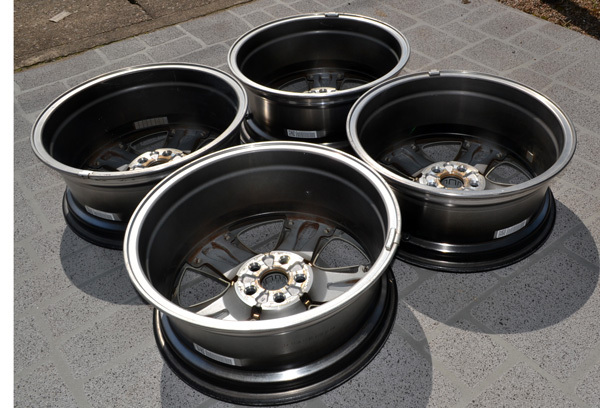 トヨタ純正 17インチ アルミホイール 4本 セット 50 プリウス 17×7J+50 中古品 ホイル ホイールの画像2