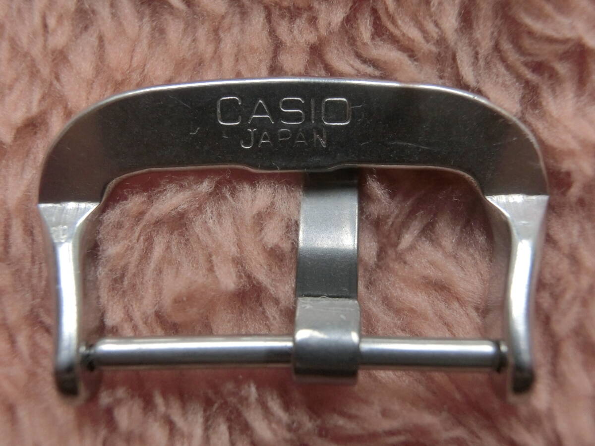 ●尾錠・銀色（シルバー）・21mm ★カシオ / CASIO 純正品 ・カシオ時計の汎用に●めずらしい21ｍｍ・ステンレス・ヴィンテージ・レトロ