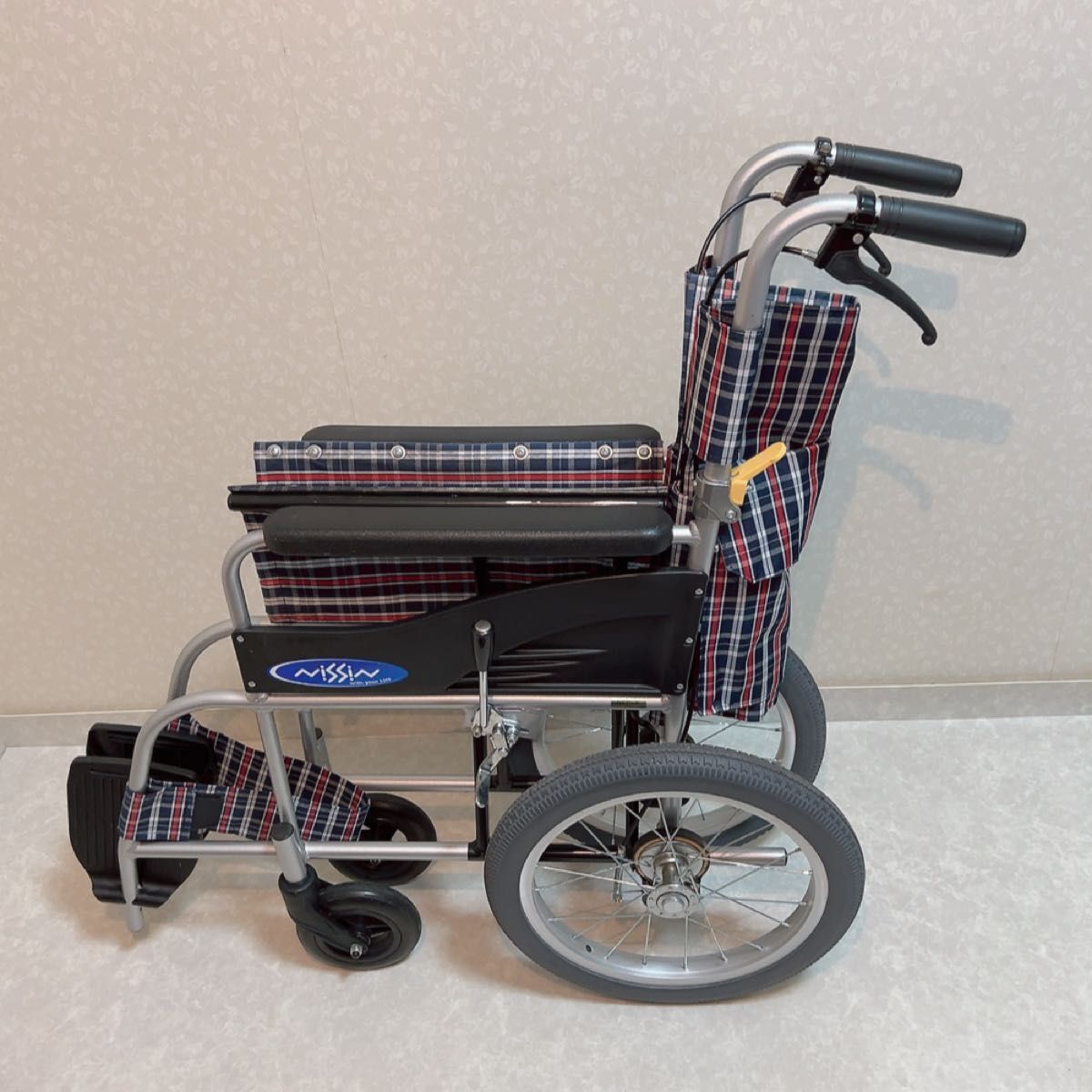 日進医療器 介助式車椅子 介護 NEO-2 ノーパンクタイヤ NISSIN_画像8