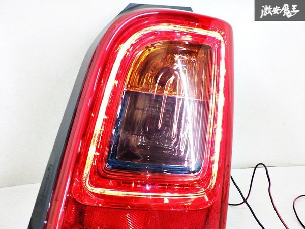 【点灯OK】 HONDA ホンダ 純正 JG1 N-ONE エヌワン 右 右側 運転席側 LED テールライト ランプ レンズ ICHIKOH D113 即納 在庫有 棚8-1_画像3