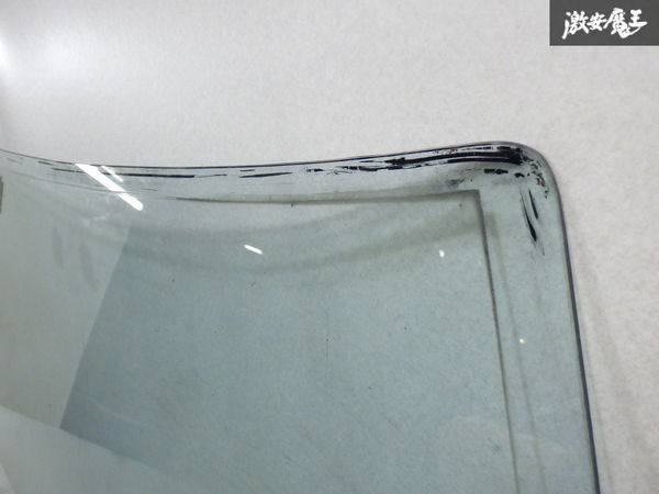 TOYOTA トヨタ 純正 AE86 ハチロク レビン トレノ フロントガラス 窓 ガラス 割れ無し 前側 棚2F-Lの画像3