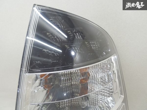 【LED点灯OK】 トヨタ 純正 NHW20 20 プリウス 前期 テールランプ テールライト 右 右側 運転席側 STANLEY 47-13 即納_画像3