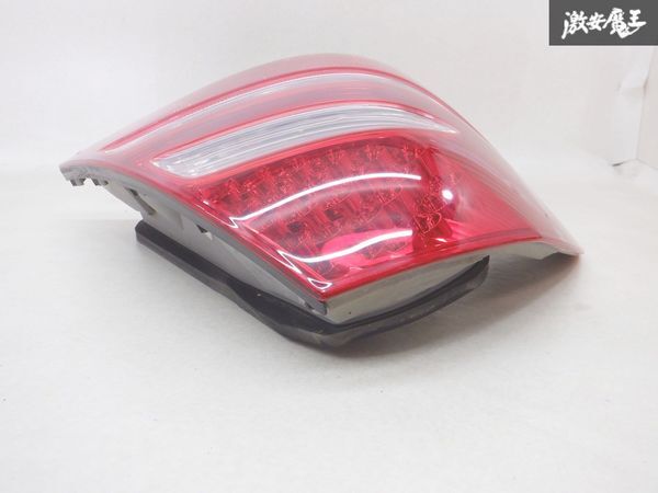 [ lighting OK] Mercedes Benz original W211 E Class previous term LED tail light tail lamp left left side right steering wheel A2118200564 immediate payment shelves 12-2