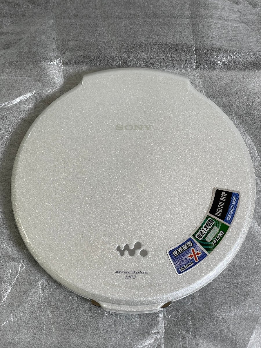 【長期保管品】【美品】ソニー SONY CD WALKMAN ウォークマン D-NE 20 ポータブルCDプレーヤー 【再生未確認】の画像2